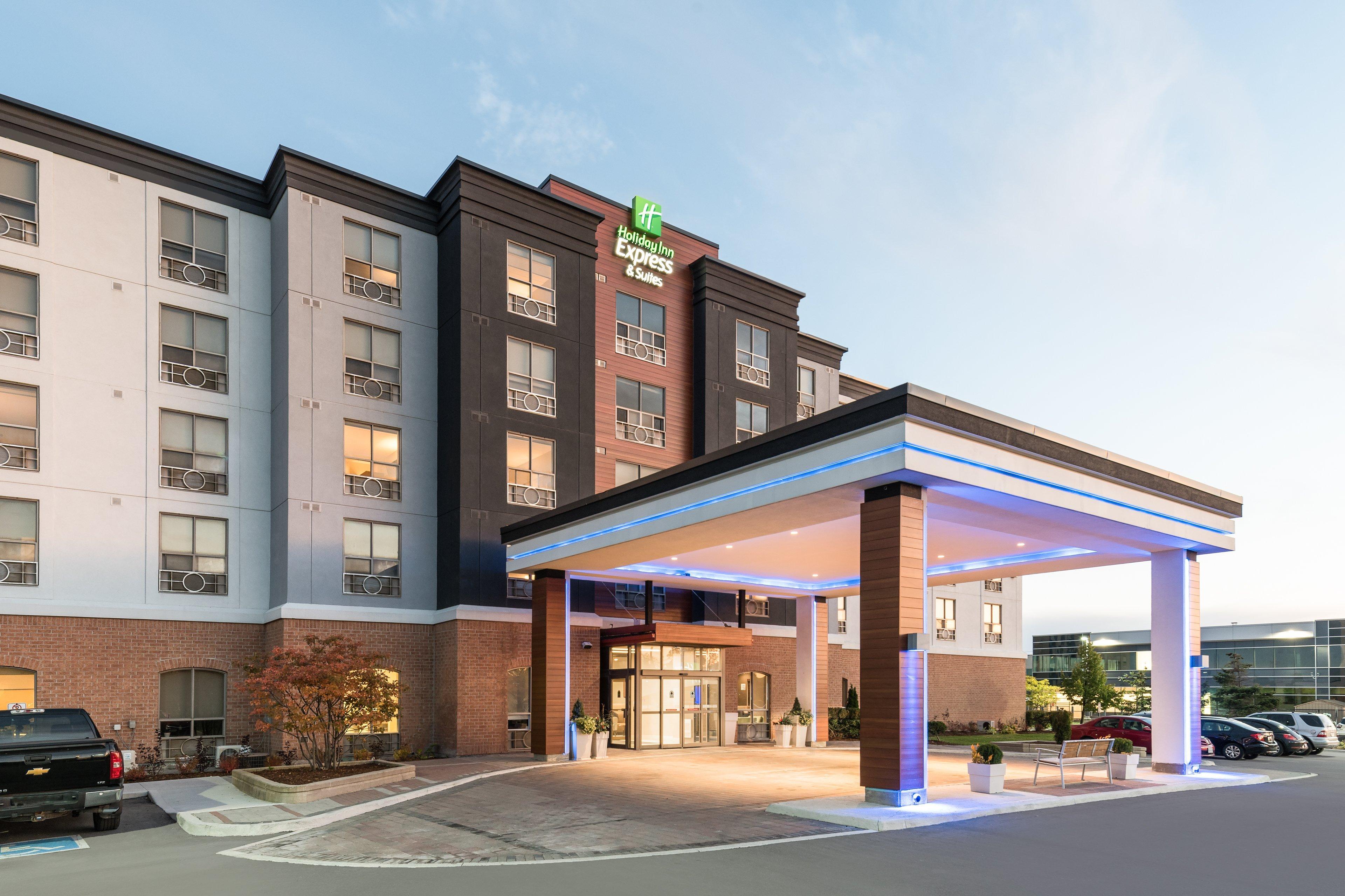 Holiday Inn Express Hotel & Suites Milton By Ihg Exterior photo