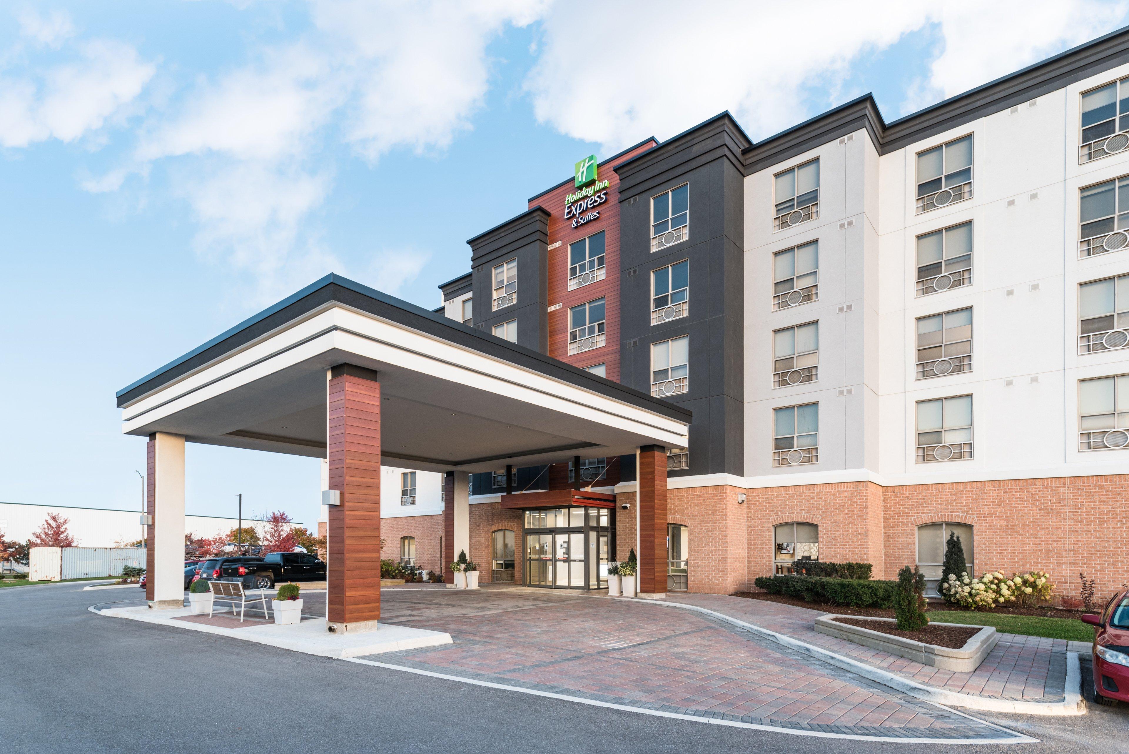 Holiday Inn Express Hotel & Suites Milton By Ihg Exterior photo
